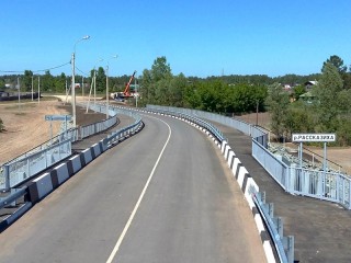 У алтайского села Рассказиха построили новый автомобильный мост