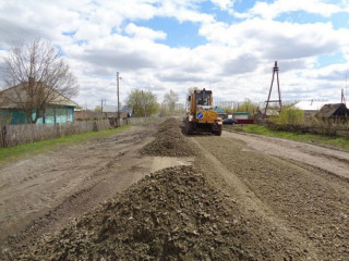 В Алтайском крае завершили ремонт участка дороги в Троицком районе