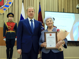 Вручение государственных и краевых наград жителям Алтайского края