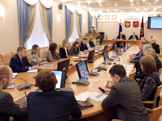 Виталий Снесарь провел совещание по подведению итогов деятельности департамента по вопросам госслужбы и кадров